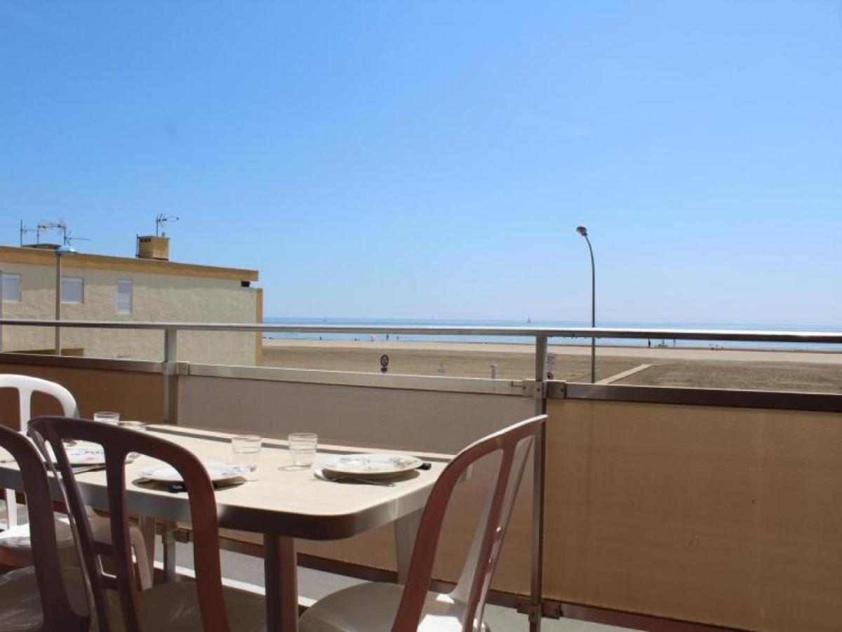 Appartement 2 Pieces En Front De Mer, 4 Couchages, Parking Prive, Port-La-Nouvelle - Fr-1-229C-20 Номер фото